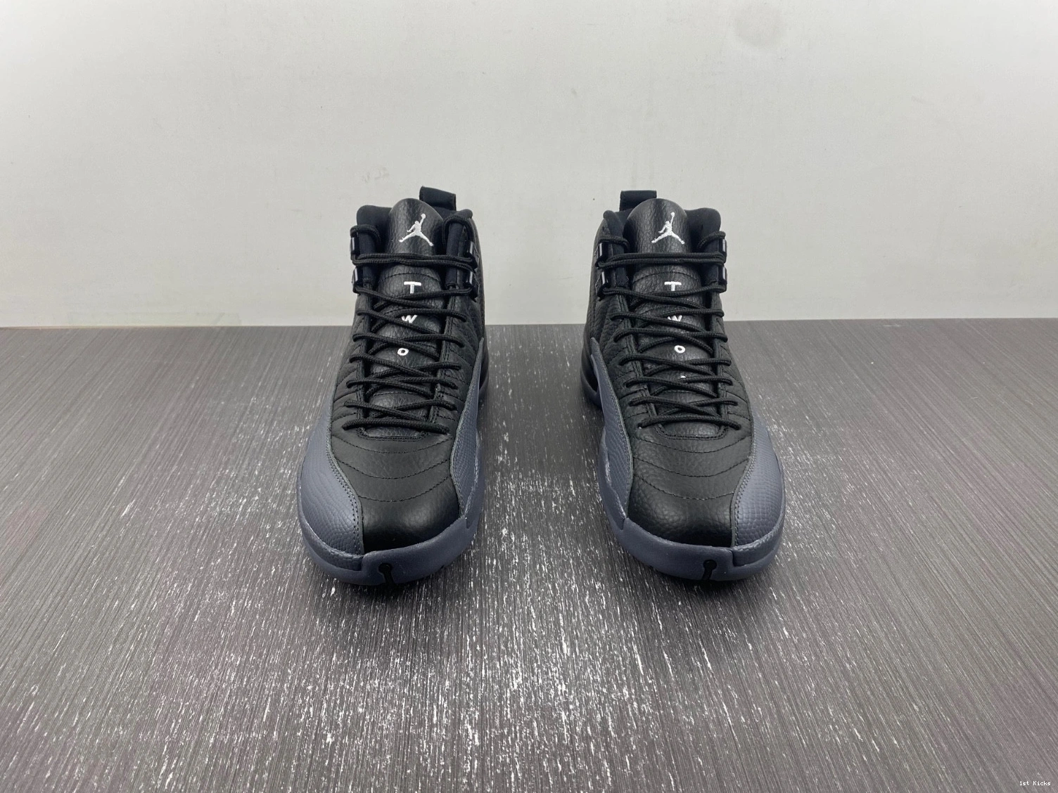 Grey Wolf Black 12 Air CT8013-019 Jordan 0915